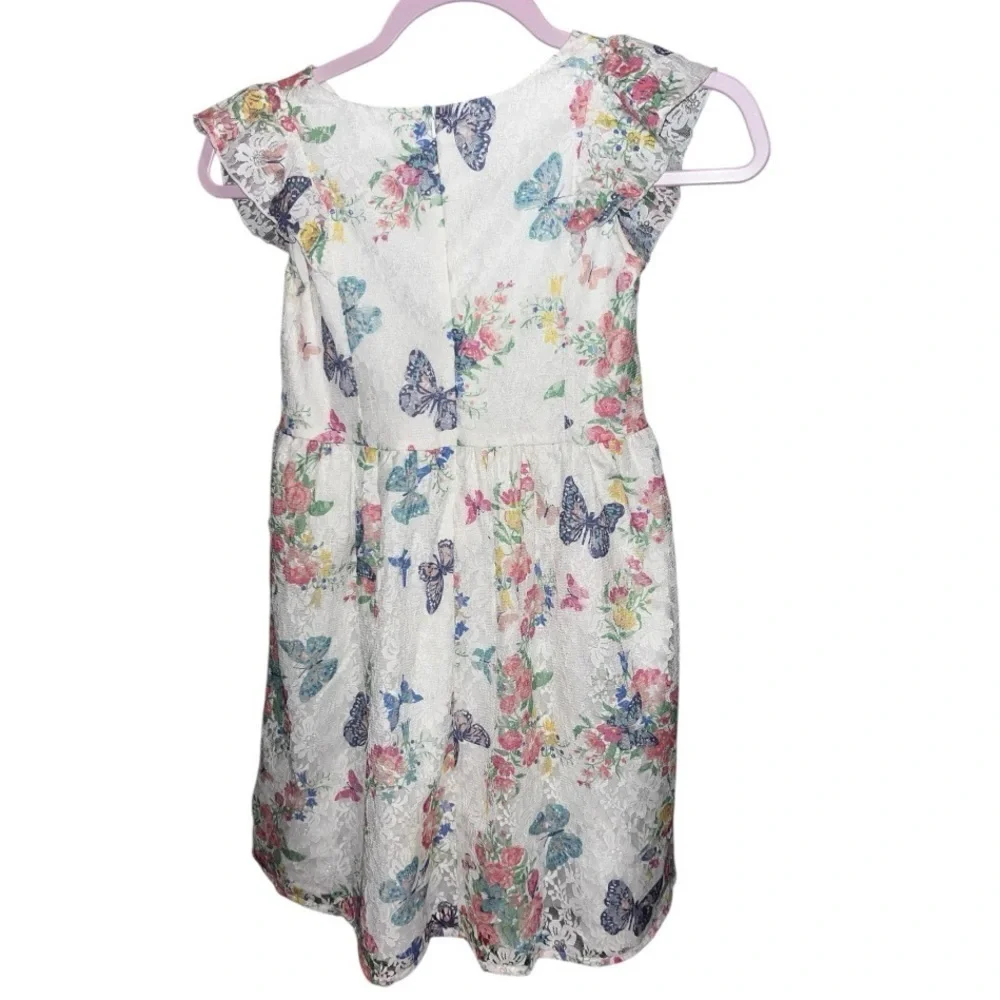 Elegant White Lace Dress by Beebay